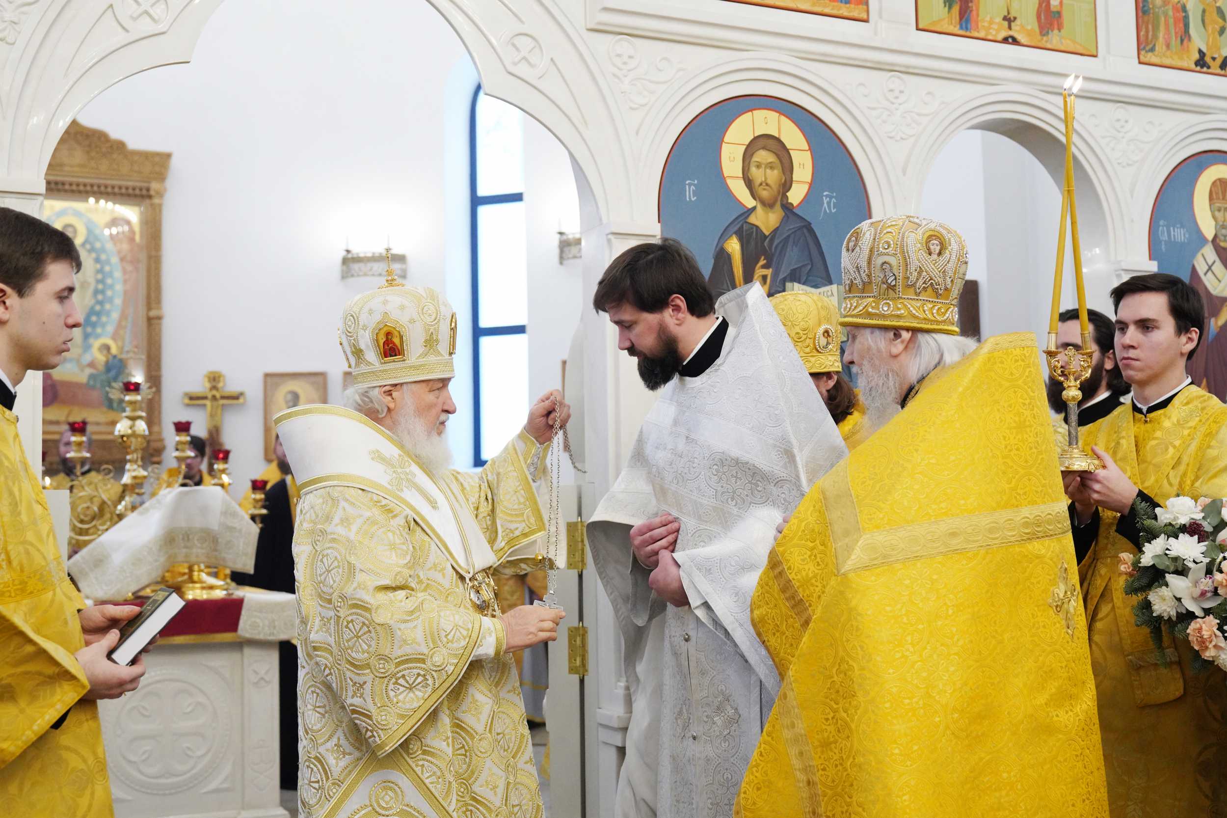 Cвященническая хиротония диакона Николая