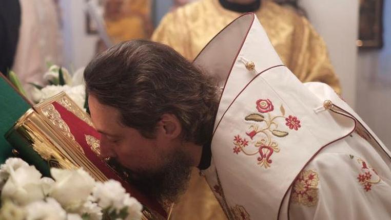 Всенощное бдение в храме Успения Пресвятой Богородицы в Сингапуре