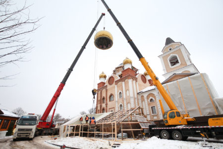 Архиепископ Сергий освятил колокола на Казанской церкви в Орле