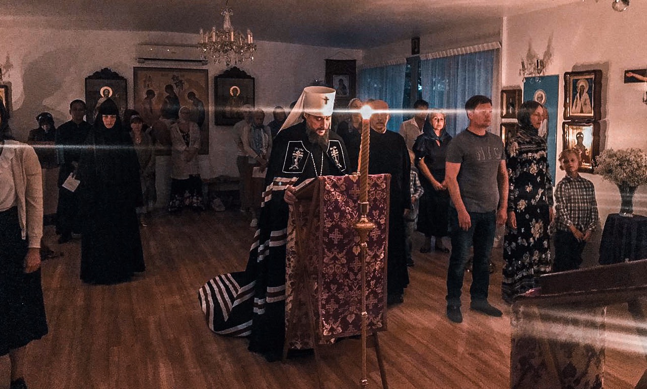  Чтение Великого покаянного канона прп. Андрея Критского в Сингапуре